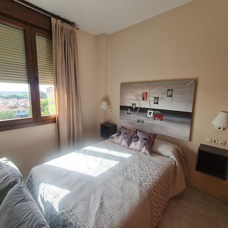 Lux Abril Apartment Севиля Екстериор снимка