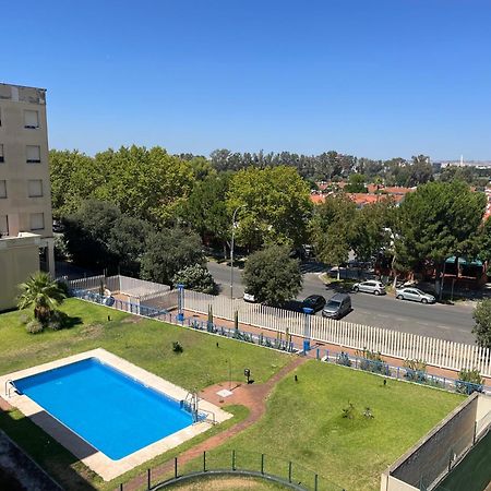 Lux Abril Apartment Севиля Екстериор снимка